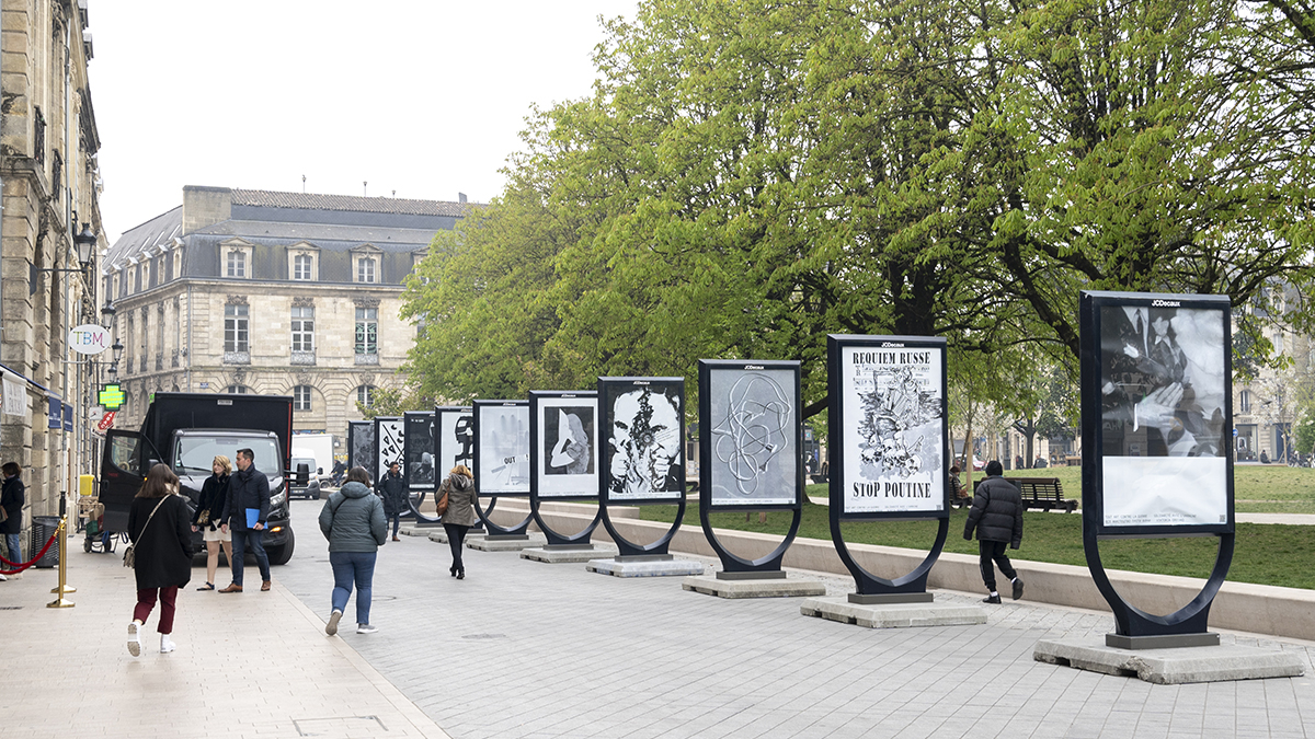 Tout art contre la guerre - Place Gambetta, Bordeaux - crédit photo : iso.ebabx
